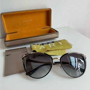 Bvlgari Cat-eye sunglasses